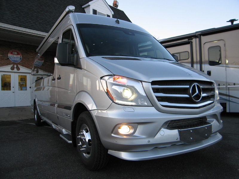 Interstate 3500 at Colonial Airstream