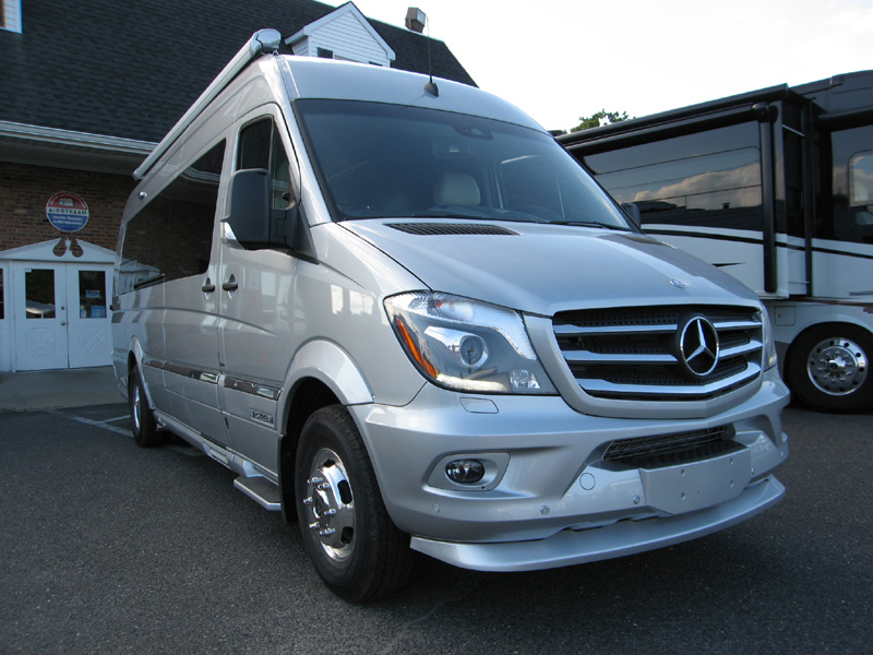 Interstate 3500 at Colonial Airstream