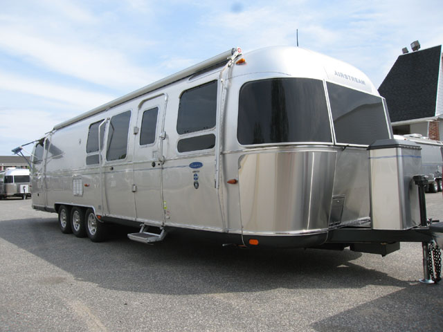 Classic Limited at Colonial Airstream