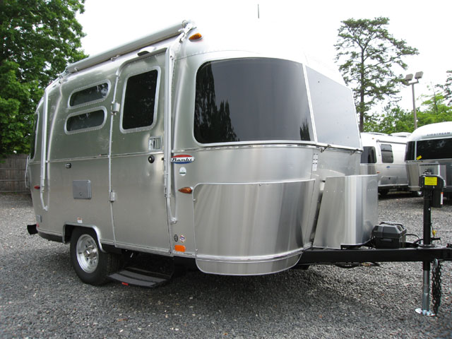 8957 Medium