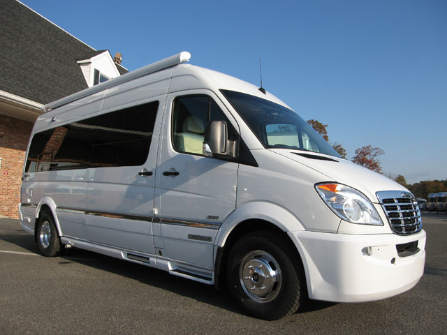 Interstate 3500 at Colonial Airstream