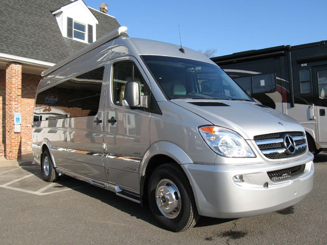 Interstate 3500 at Colonial Airstream