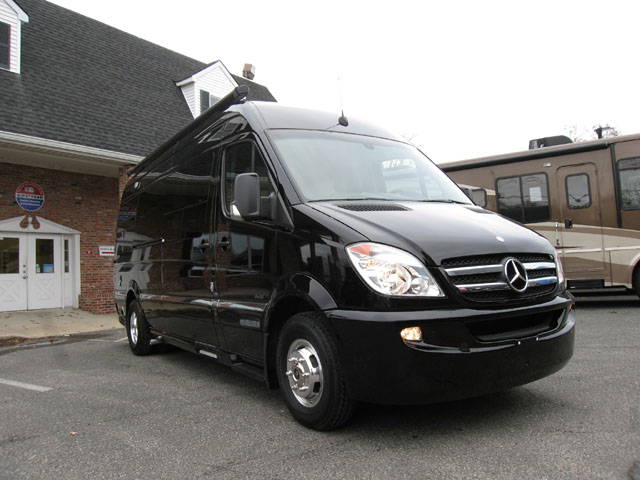 Interstate 3500 at Colonial Airstream