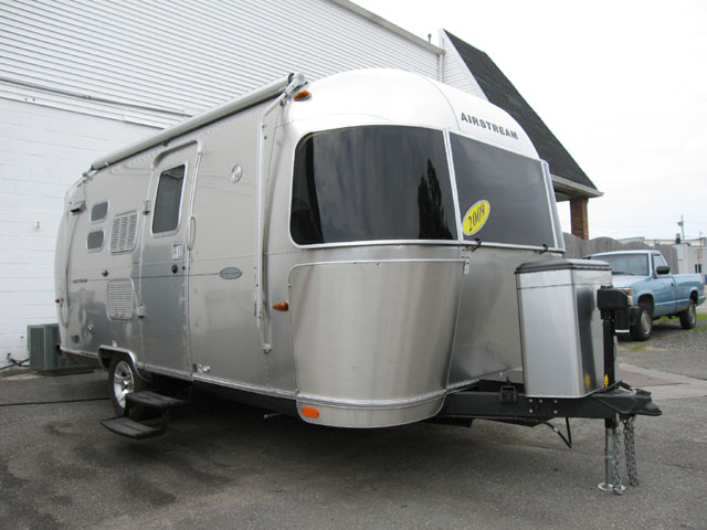 Colonial Airstream