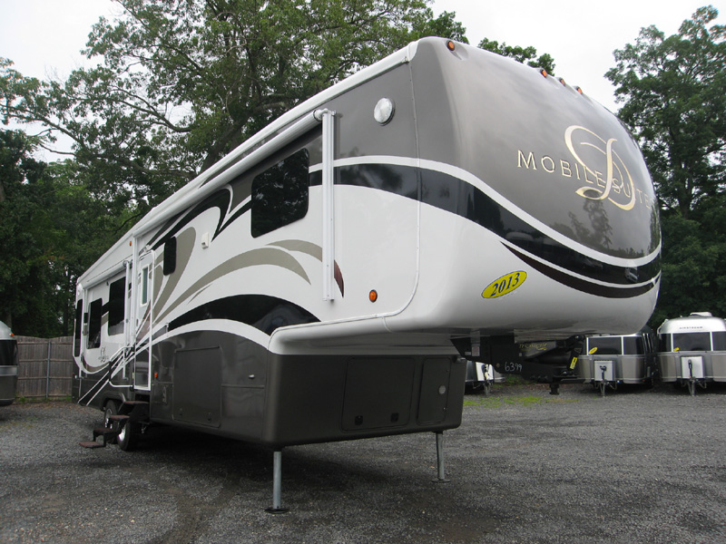 Colonial Airstream