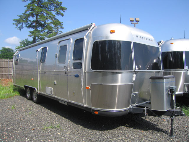 7687a Medium