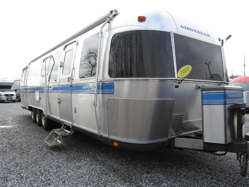 Colonial Airstream