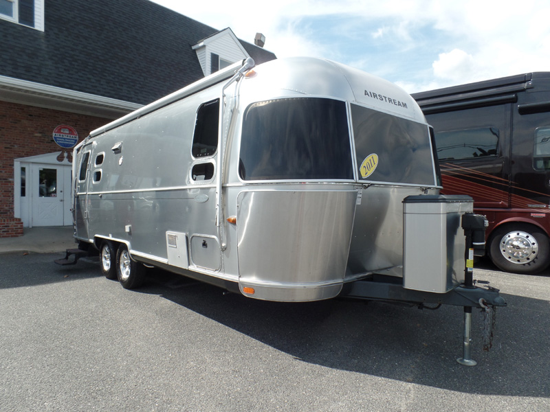 Colonial Airstream