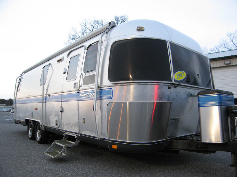 Colonial Airstream