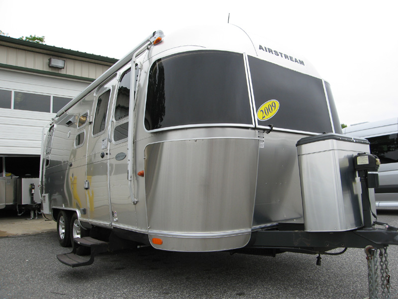 Colonial Airstream
