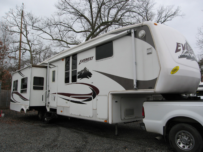 Colonial Airstream