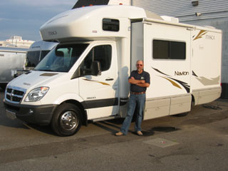 Winnebago Itasca Navion 24H
