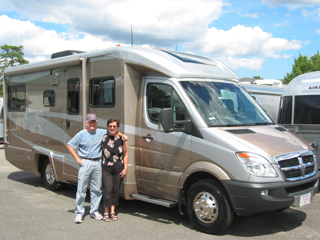 Winnebago 2008 Itasca Navion iQ 24DL