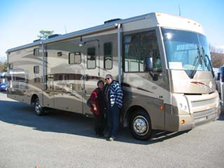 Winnebago Itasca Sunova 35J
