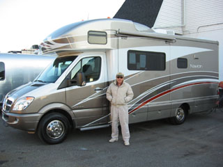 Winnebago Itasca Navion 24H