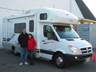 Winnebago Itasca Navion 24H