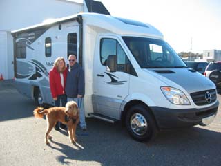 Winnebago Itasca Navion iQ 24G