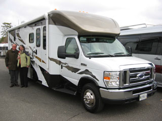 Winnebago Itasca Cambria 28B